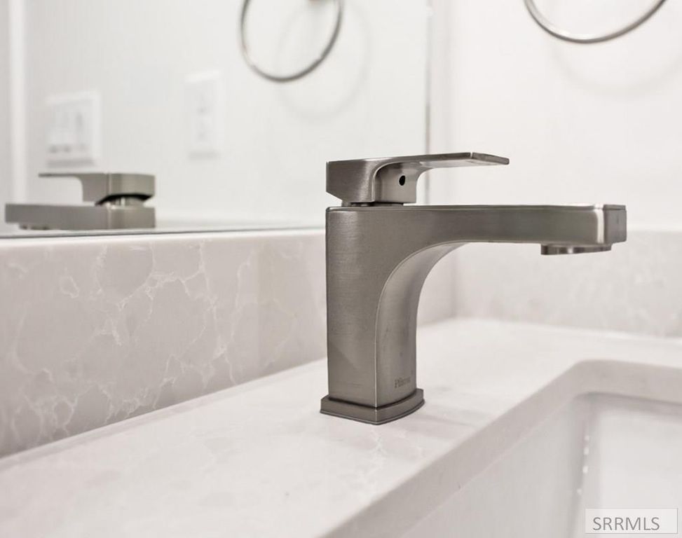 Image 28 of property listing at 545 S Cutler Avenue, Sugar City, ID 83448