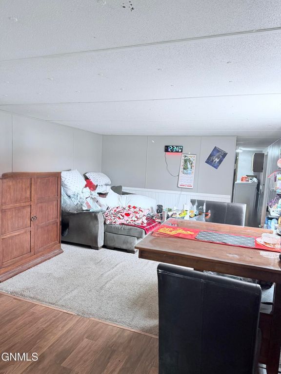 124 Delaware Street SE, Bismarck, ND 58504 photo 9