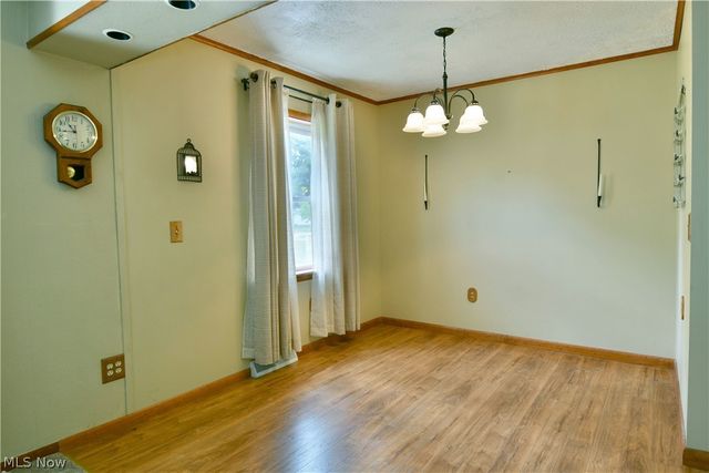 364 Mackey Drive, Vienna, OH 44473