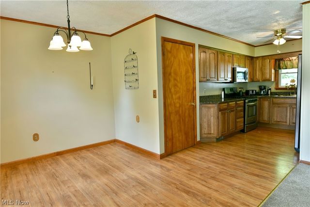 364 Mackey Drive, Vienna, OH 44473