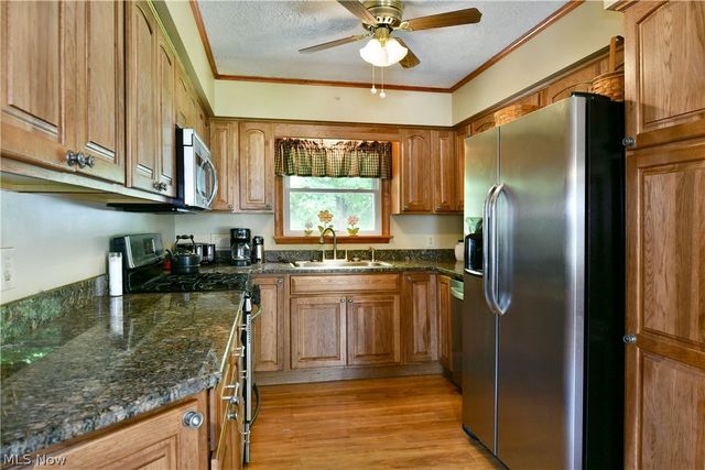 364 Mackey Drive, Vienna, OH 44473