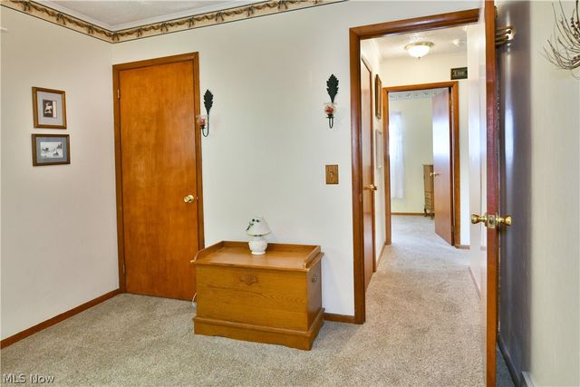 364 Mackey Drive, Vienna, OH 44473