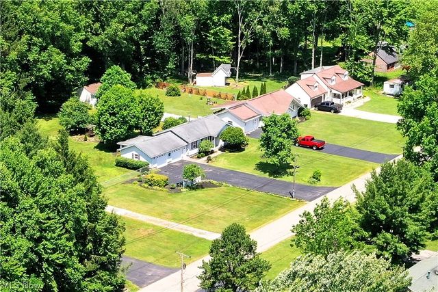 364 Mackey Drive, Vienna, OH 44473