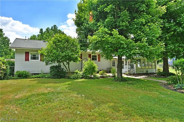364 Mackey Drive, Vienna, OH 44473