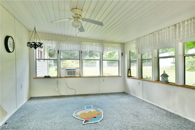 364 Mackey Drive, Vienna, OH 44473