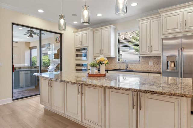 12749 FONTANA LOOP, Bradenton, FL 34211
