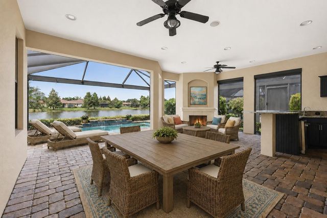 12749 FONTANA LOOP, Bradenton, FL 34211