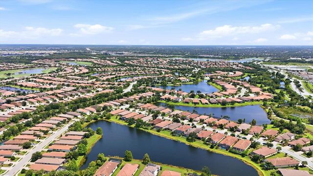 12749 FONTANA LOOP, Bradenton, FL 34211