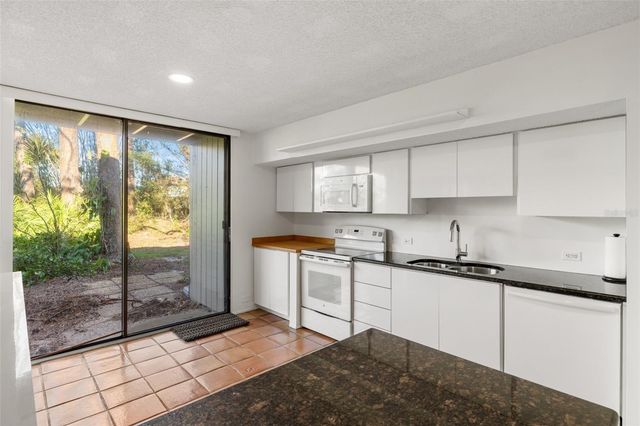 754 PINE RUN DRIVE 754, Osprey, FL 34229