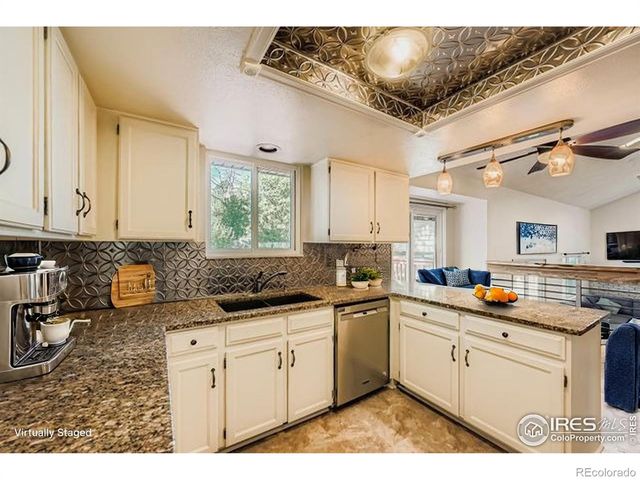 2911 Lakeshore Drive, Longmont, CO 80503