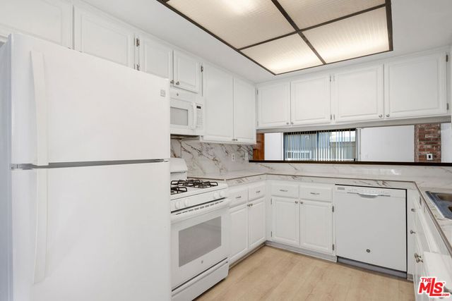 2519 Kansas Avenue 107, Santa Monica, CA 90404