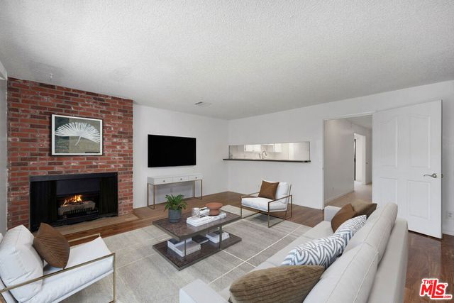 2519 Kansas Avenue 107, Santa Monica, CA 90404