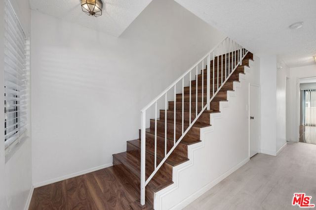 2519 Kansas Avenue 107, Santa Monica, CA 90404