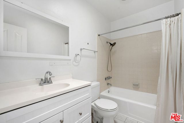 2519 Kansas Avenue 107, Santa Monica, CA 90404