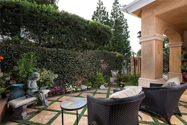 18 Rue Saint Cloud, Newport Beach, CA 92660