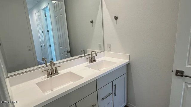13426 W EAGLE FEATHER Road, Peoria, AZ 85383