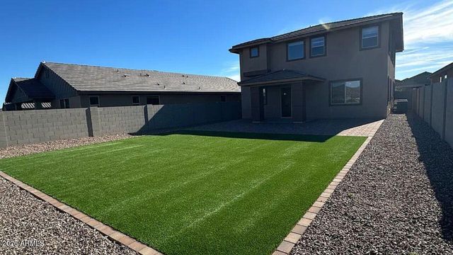 13426 W EAGLE FEATHER Road, Peoria, AZ 85383