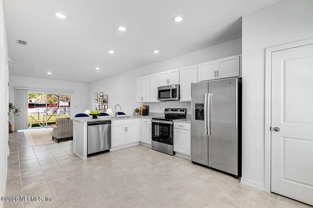 7238 SABAL Terrace, Jacksonville, FL 32210