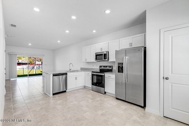 7238 SABAL Terrace, Jacksonville, FL 32210