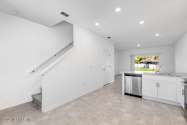 7238 SABAL Terrace, Jacksonville, FL 32210