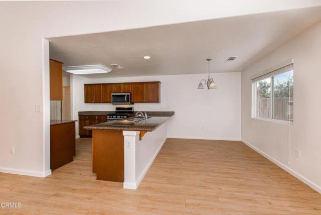 12226 Hawksmoor Street, Bakersfield, CA 93311