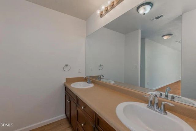 12226 Hawksmoor Street, Bakersfield, CA 93311
