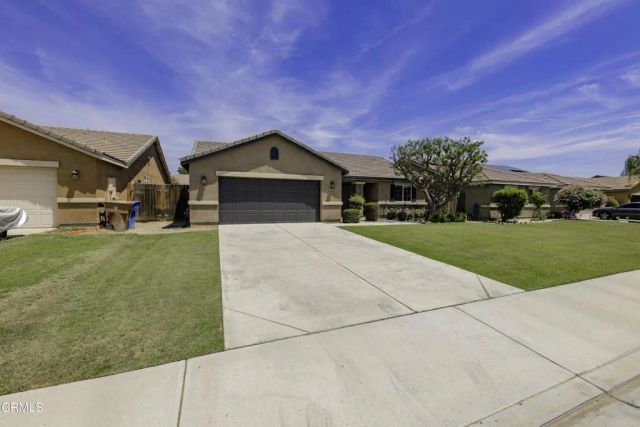 12226 Hawksmoor Street, Bakersfield, CA 93311