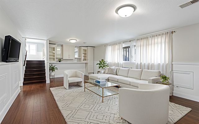 190 E Bradley Street, Des Plaines, IL 60016