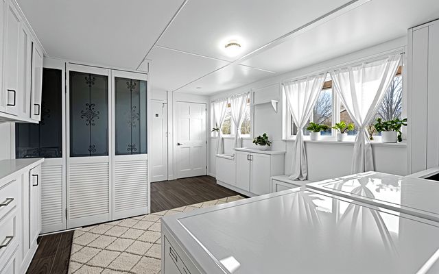 190 E Bradley Street, Des Plaines, IL 60016