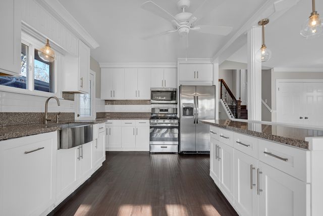 190 E Bradley Street, Des Plaines, IL 60016