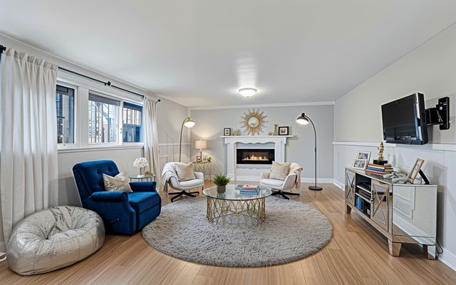 190 E Bradley Street, Des Plaines, IL 60016