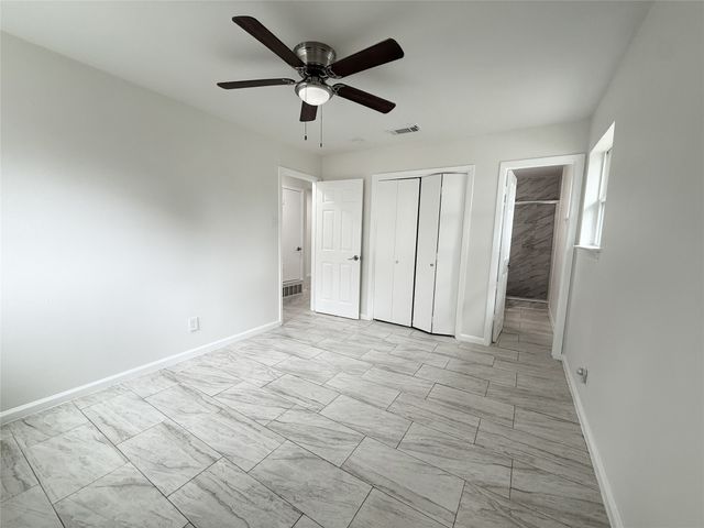 1030 Joslin Street, Irving, TX 75060