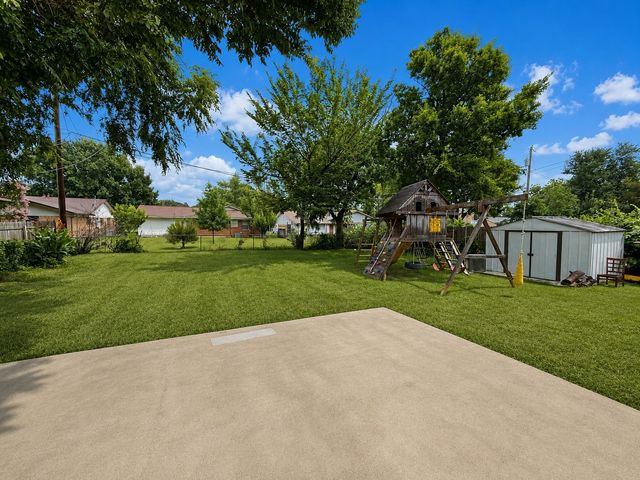 1030 Joslin Street, Irving, TX 75060