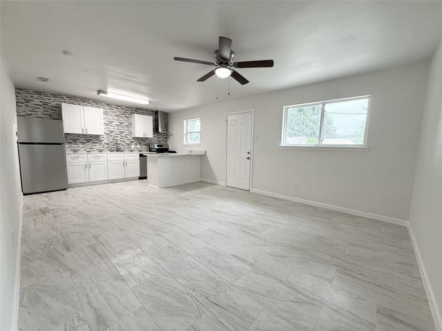 1030 Joslin Street, Irving, TX 75060
