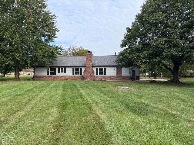3339 W Sunset Drive N, Greenfield, IN 46140