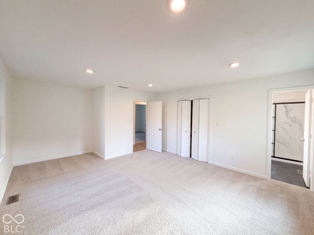 3339 W Sunset Drive N, Greenfield, IN 46140