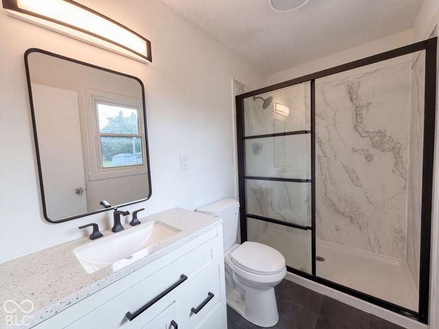 3339 W Sunset Drive N, Greenfield, IN 46140