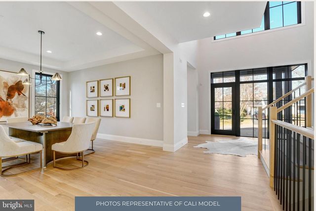 3815 N ABINGDON ST, Arlington, VA 22207