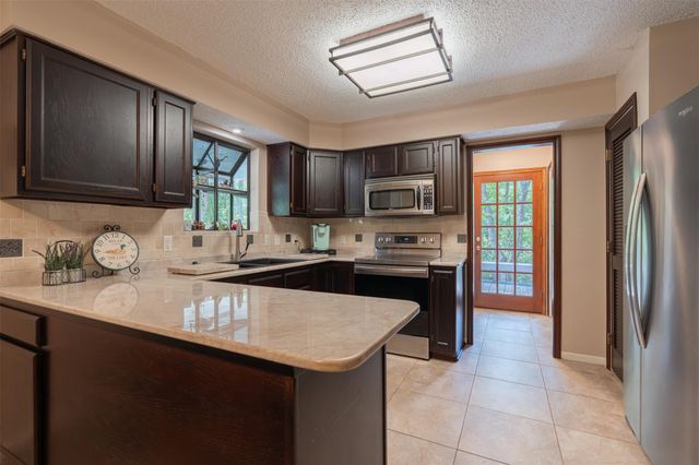 61 Harbor Run Drive, Coldspring, TX 77331
