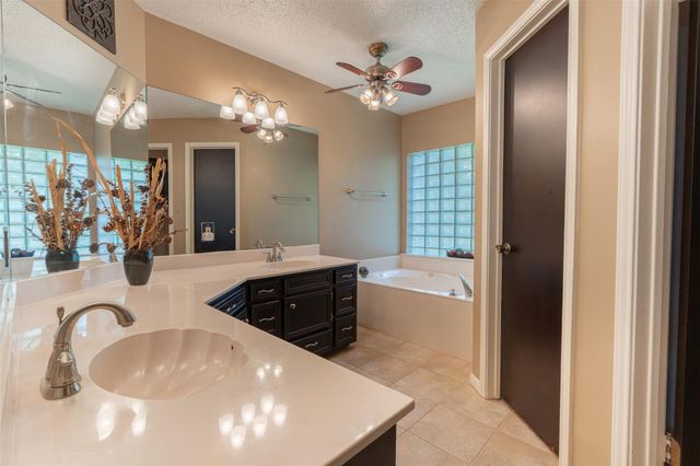 61 Harbor Run Drive, Coldspring, TX 77331