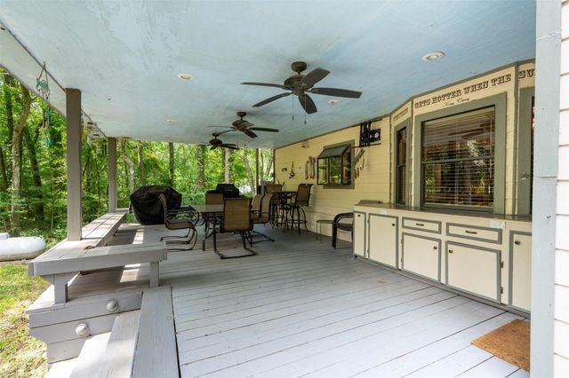 61 Harbor Run Drive, Coldspring, TX 77331