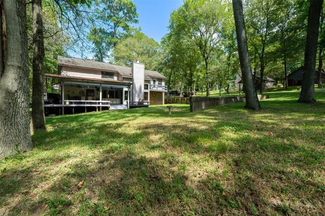 61 Harbor Run Drive, Coldspring, TX 77331