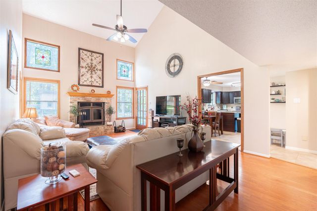 61 Harbor Run Drive, Coldspring, TX 77331
