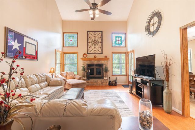 61 Harbor Run Drive, Coldspring, TX 77331
