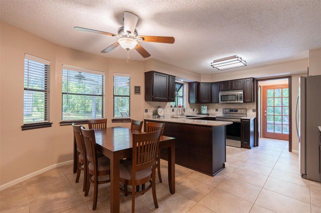 61 Harbor Run Drive, Coldspring, TX 77331