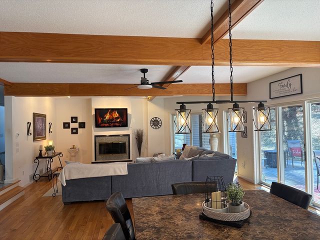 321 Westerly Cr., Ludlow, MA 01056