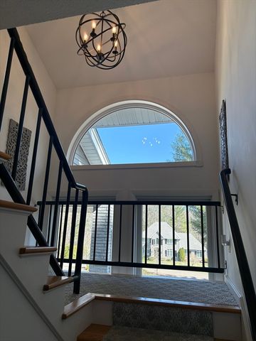 321 Westerly Cr., Ludlow, MA 01056