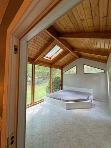 321 Westerly Cr., Ludlow, MA 01056