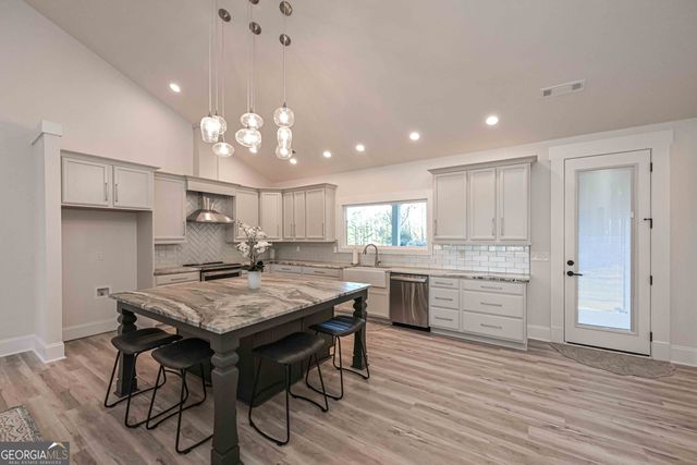 3667 Jones Mill Road, Carrollton, GA 30116