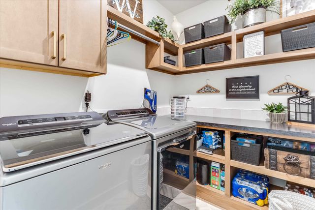 4508 N Sunny Cir, Wichita, KS 67205